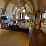 Eyes Of Cappadocia Cave Szálloda 3*