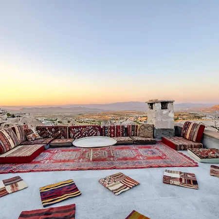 Eyes Of Cappadocia Cave Üçhisar