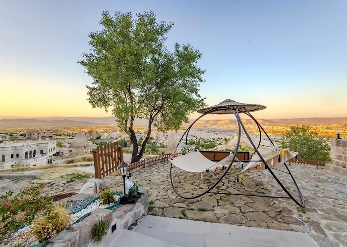 Eyes Of Cappadocia Cave Üçhisar